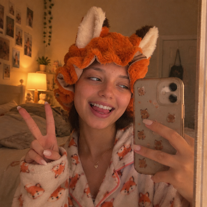Mirror selfie in the orange Foxie Bonnet